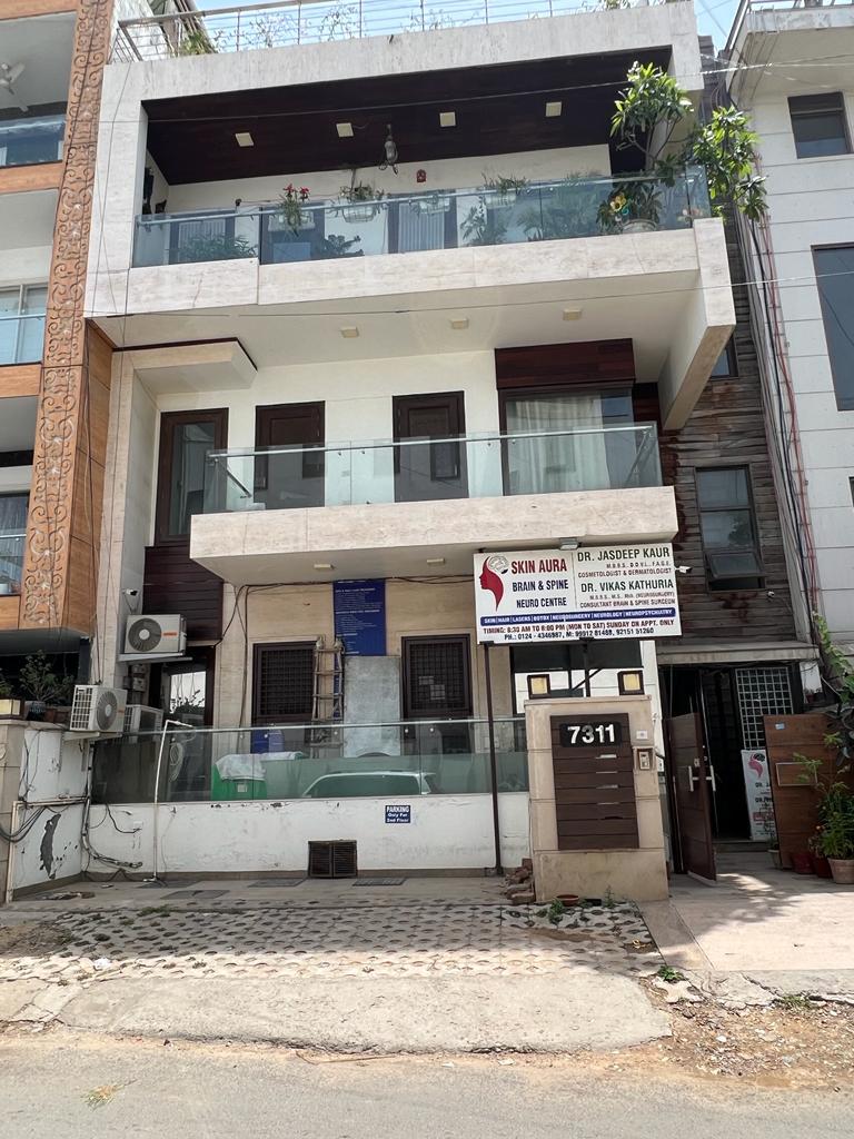 Dr Jasdeep Kaur - Dr Jasdeep Kaur Supermart 2, near Cafe Soul garden, Block C2, DLF Phase IV, Sector 43, Gurugram, Haryana 122002, India
