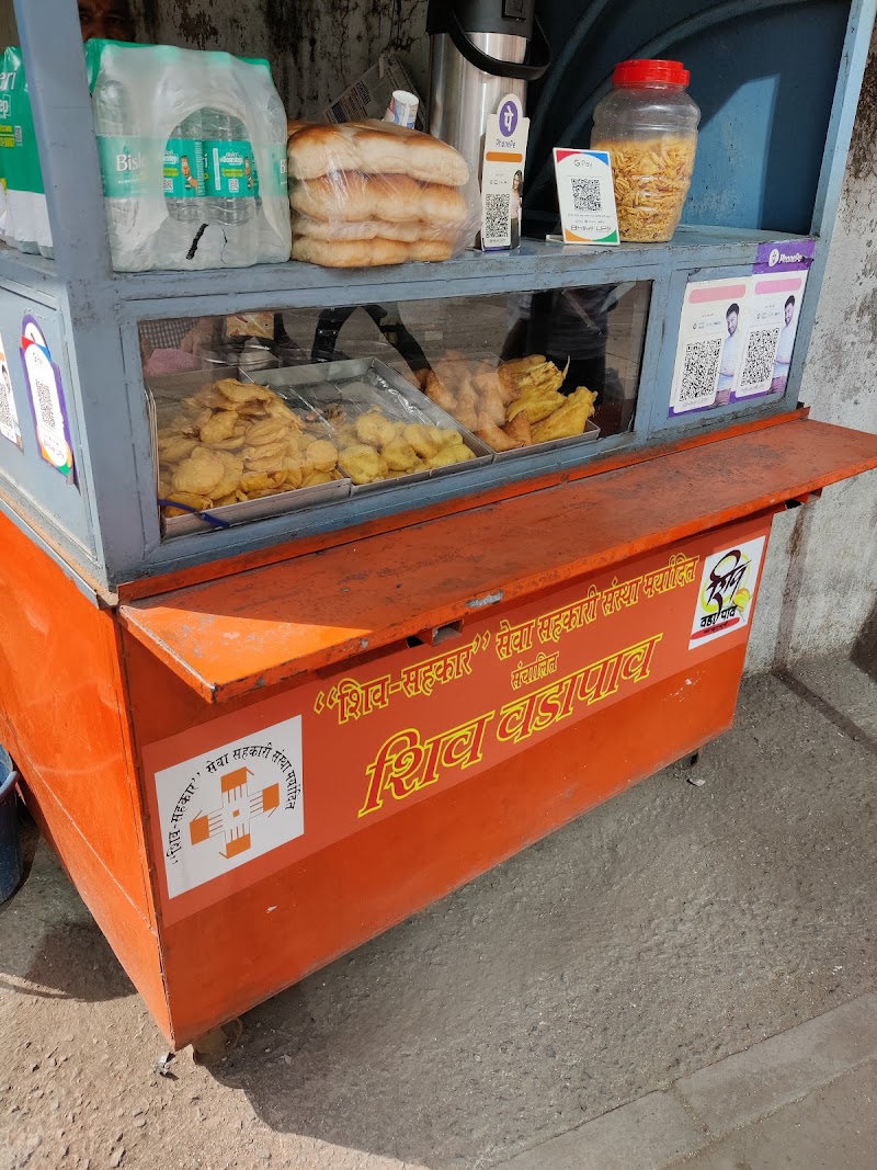 Shiv Vadapav Kendra Marol
