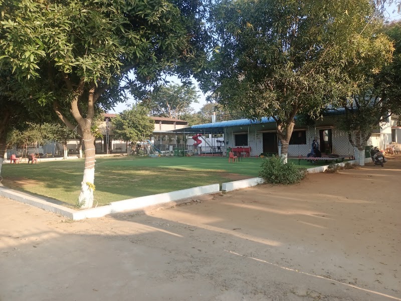 Popular Farm House - Popular Farm House, Survery No 387, Gandipet Main Rd, Lake, Hyderabad, Telangana 500075, India