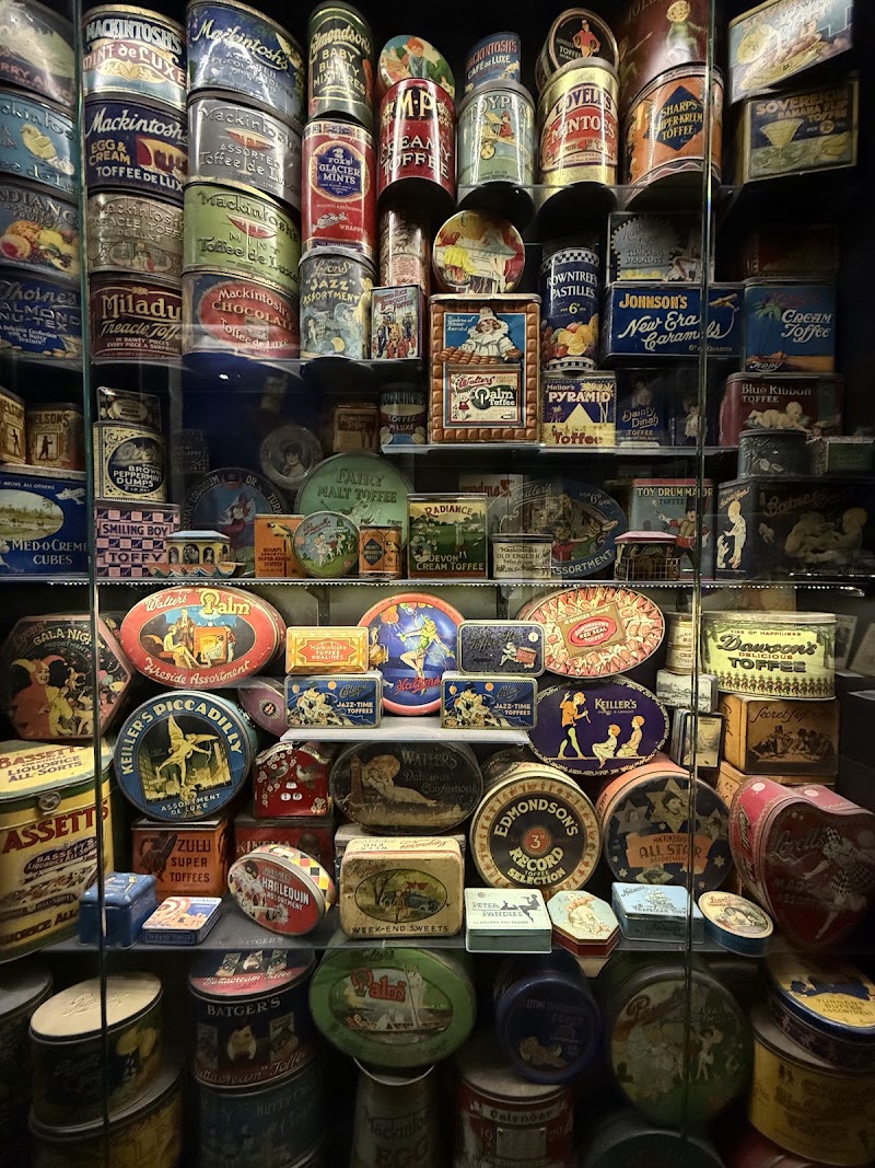 Museum of Brands - Museum of Brands 111-117 Lancaster Rd, London W11 1QT, UK