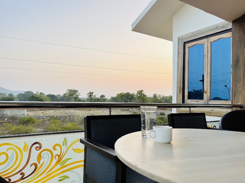The Palm Villa Resort & Home Stays - The Palm Villa Resort & Home Stays, Bhilo ka bedla ,N.H.-27 ,pratap pura, girva, near kushaL baGh, opposite pacific hospital, Udaipur, Oton Ka Gurha, Rajasthan 313001, India