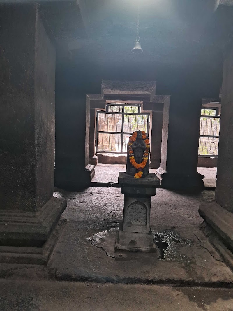 Pataleshwar Caves, Pune - Pataleshwar Caves, Pune Jangali Maharaj Rd, next to J M Temple, Revenue Colony, Pune, Maharashtra 411005, India