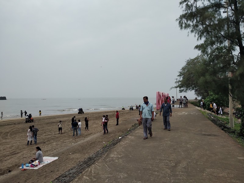 Sunglow Resorts - Sunglow Resorts, Alibaug Sea Face, Zilla Parishad Road, Dist, JVQC+RHM, Limaye Wadi, Alibag, Maharashtra 402201, India