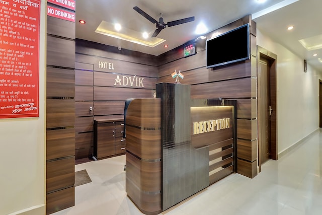 OYO Hotel Royal - OYO Hotel Royal Hotel Royal Pt, Hari Prasad Shukla Market, Gudakhu Line, Shivnath Colony, Bharka Para, Rajnandgaon, Chhattisgarh 491441, India