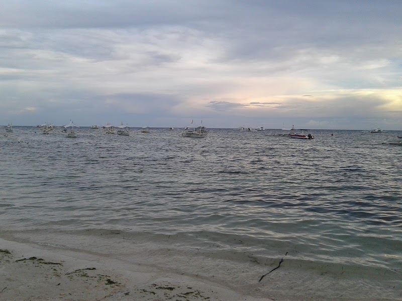 Alona Beach - Alona Beach, GQXC+7M5, Alona Beach Rd, Panglao, Bohol, Philippines