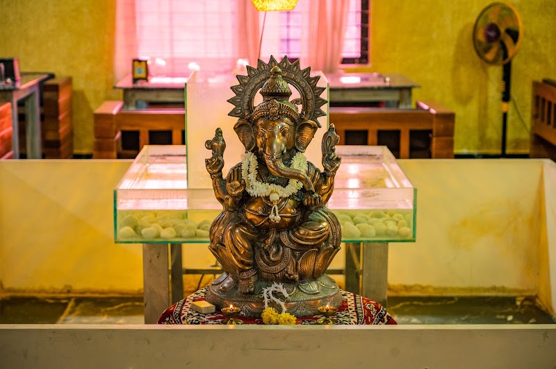 M2 (Eat In Style) Veg Restaurant in Mysuru By Vishal G Punjabi - M2 (Eat In Style) Veg Restaurant in Mysuru By Vishal G Punjabi No.94, KRS Rd, Gokulam 1st Stage, Gokulam, Mysuru, Karnataka 570002, India