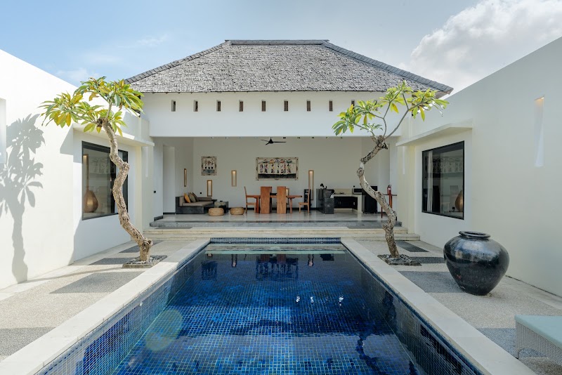 The Seminyak Suites Private Villas - The Seminyak Suites Private Villas Jl. Raya Seminyak No.17, Seminyak, Kec. Kuta, Kabupaten Badung, Bali 80361, Indonesia