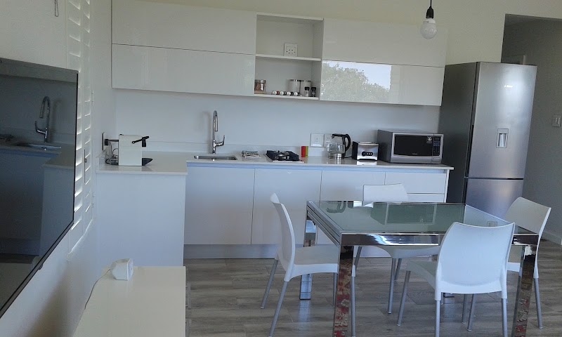 Camps Bay Apartment - Camps Bay Apartment, 11 Central Dr, Camps Bay, Cape Town, 8005, South Africa