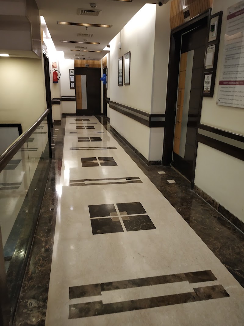 Miracles Apollo Cradle Hospital - Miracles Apollo Cradle Hospital Sector 14, 1, 2 & 3, Delhi Rd, Sector 14, Gurugram, Haryana 122007, India