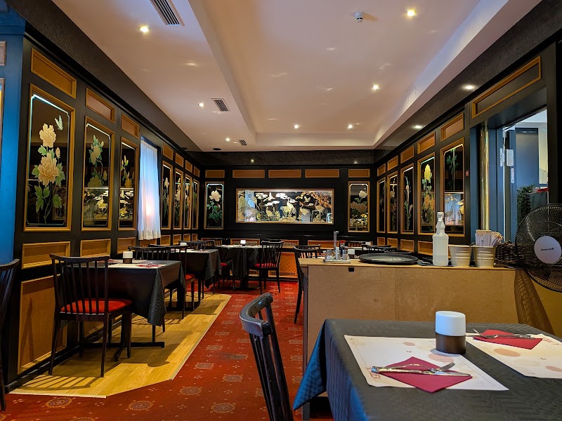 Yuen Restaurant - Yuen Restaurant Getreidegasse 24, 5020 Salzburg, Austria
