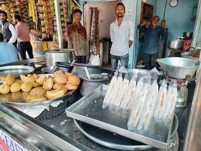 Guru Naga maharaj caters - Guru Naga maharaj caters RDA comple, Shop no 10, Vivekanand Nagar, Taigore Nagar, Raipur, Chhattisgarh 492001, India
