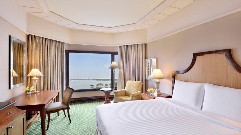 Hyderabad Marriott Hotel & Convention Centre - Hyderabad Marriott Hotel & Convention Centre, Tank Bund Rd, opposite Hussain Sagar, Bhagyalaxmi Nagar, Lake, Hyderabad, Telangana 500080, India