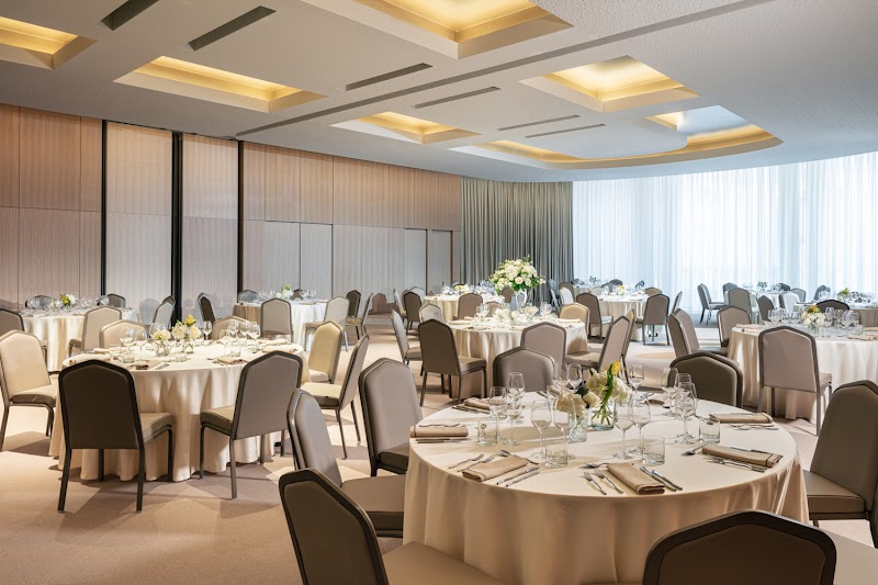 Anantara Plaza Nice Hotel - Anantara Plaza Nice Hotel 12 Av. de Verdun, 06000 Nice, France