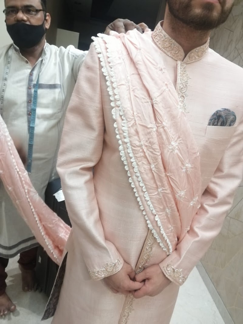 S Mannat Fashion Bollywood designer - S Mannat Fashion Bollywood designer, Shop No 10 Navjeevan Society, Opp Mini Car Showroom, Santacruz West, Mosque, Linking Road, Shastri Nagar, Santacruz (West), Mumbai, Maharashtra 400054, India