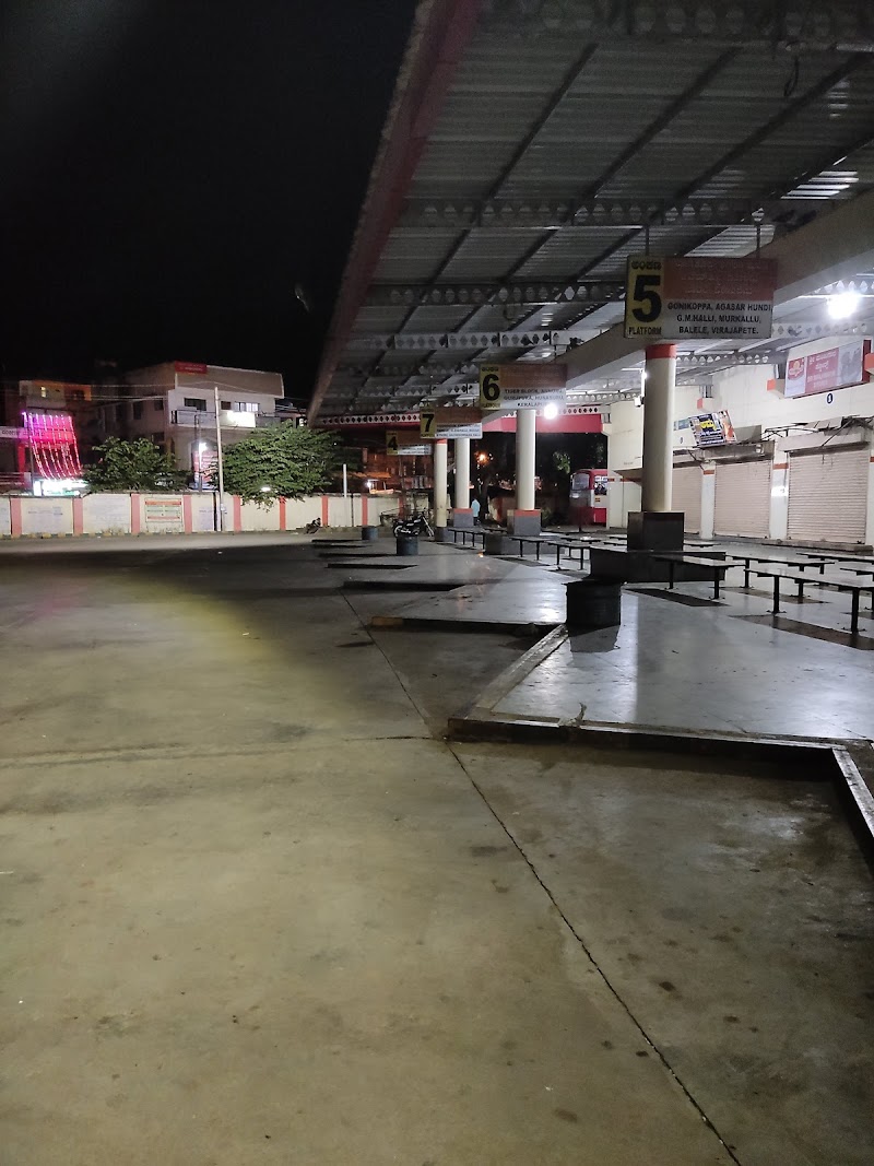 KSRTC BUS STAND,H.D.KOTE ,HDKOTE TALUK MYSORE-571114