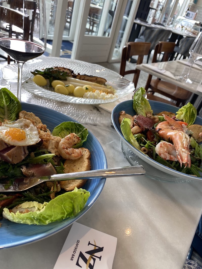 NZ Seafoodbar - NZ Seafoodbar Stationsplein 81-83, 5211 BM 's-Hertogenbosch, Netherlands