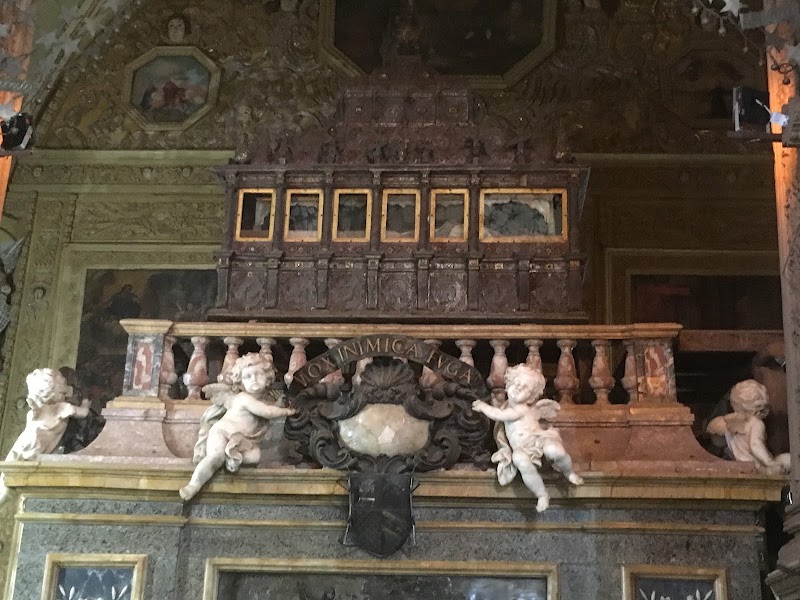 Relics Of St. Francis Xavier - Relics Of St. Francis Xavier GW26+8M8, Old Goa Road, गोआ वेळ, Goa 403402, India
