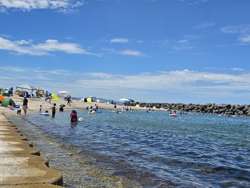 Kaike Onsen Beach - Kaike Onsen Beach, 3 Chome-4 Kaikeonsen, Yonago, Tottori 683-0001, Japan