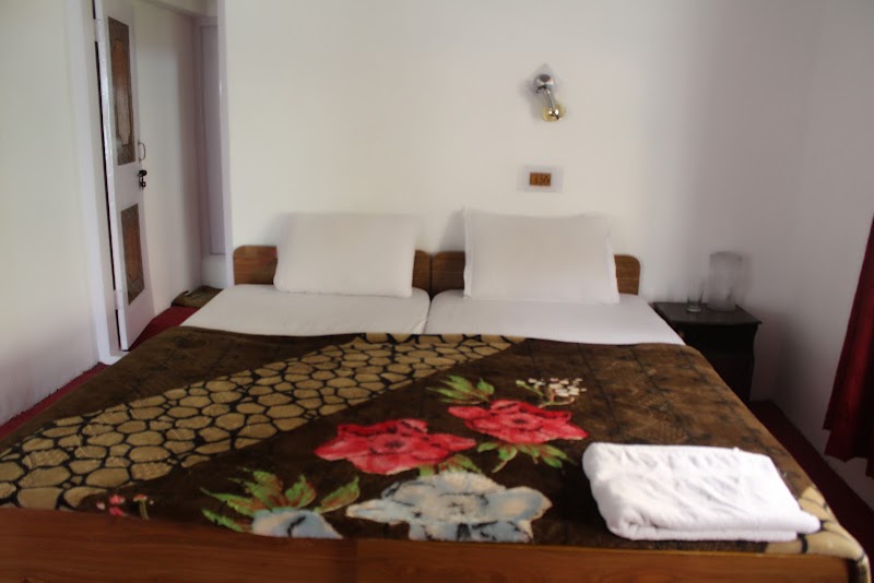 Silk Route Inn - Silk Route Inn, Adul Gound, Balti Bazar, Kargil, 194103
