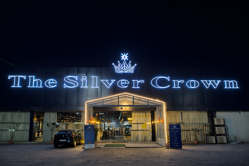 The Silver Crown Hotel