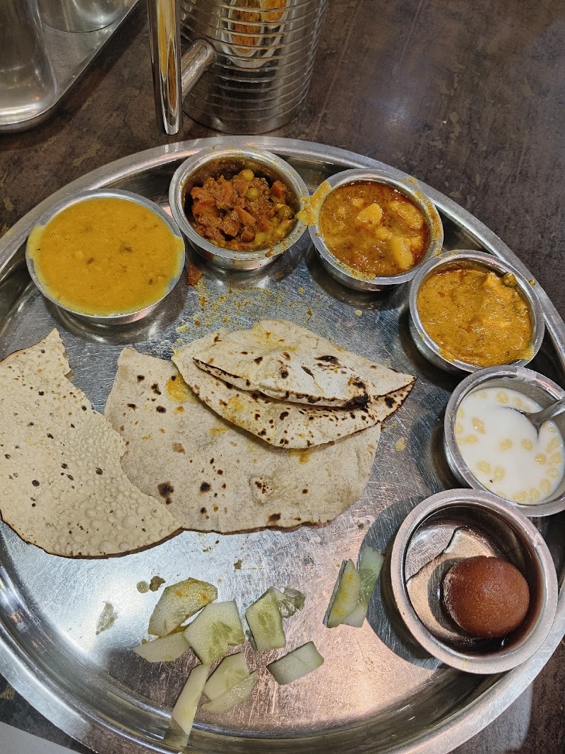 Hotel padharo sa Rajasthani thali &AC/NON Ac Rooms