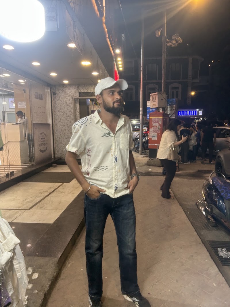 Bandra Bazar - बांद्रा बाज़ार - Bandra Bazar - बांद्रा बाज़ार 34-484, D'Monte St, Santosh Nagar, Bandra West, Mumbai, Maharashtra 400050, India