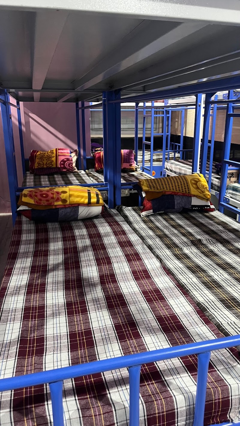 Harsha Sri Dormitory Ac Deluxe - Harsha Sri Dormitory Ac Deluxe 1st floor, Sai ram dormitory, 47-11-19/5, 1st Ln, Opposite Hotel Sarovar, Dwaraka Nagar, Visakhapatnam, Andhra Pradesh 530016, India