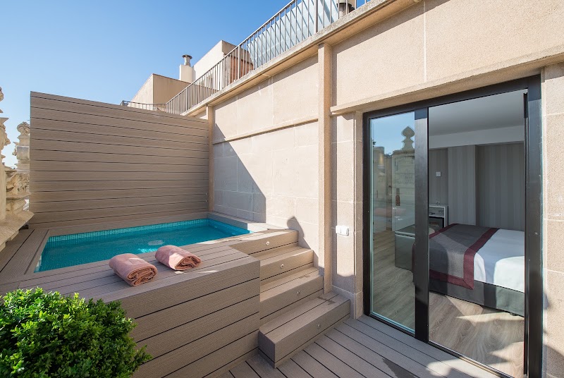 Hotel Catalonia Plaza Catalunya - Hotel Catalonia Plaza Catalunya Carrer de Bergara, 11, Eixample, 08002 Barcelona, Spain