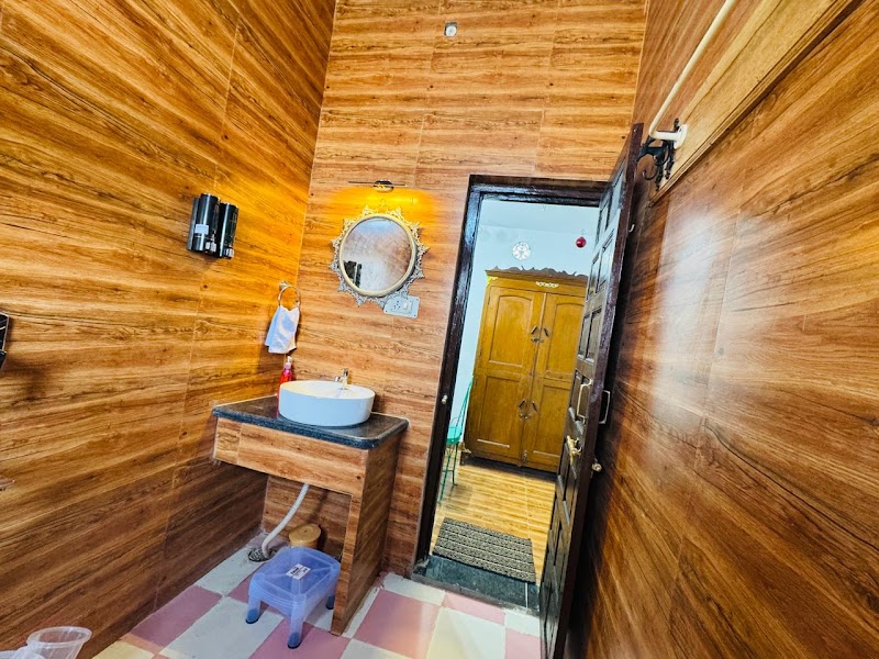 Lasani house home stay Udaipur - Lasani house home stay Udaipur Lasani house no. 10, near Kheda Circle, Shreenath Nagar, Sector 14, Hiran Magri, Udaipur, Gordhan Vilas Rural, Rajasthan 313001, India