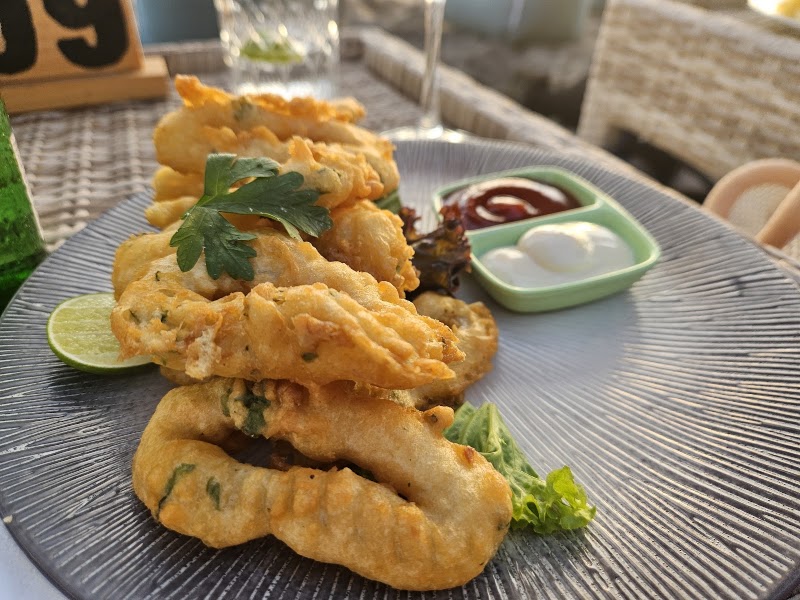 Kama Bar - Kama Bar 84RH+CVM, Jl. Pantai Batu Bolong, Canggu, Kec. Kuta Utara, Kabupaten Badung, Bali, Indonesia