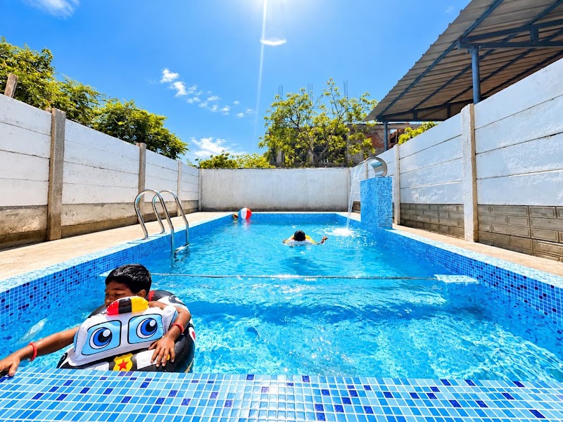 Royal Beach Villa - Royal Beach Villa, Divan Kandappa Nagar, Plot No 176, 4th Cross Rd, opposite Auroville Beach, Puducherry, Periyamudaliyar Chavadi, Tamil Nadu 605104, India