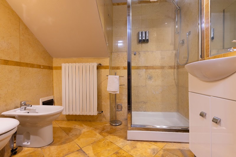 Santo Stefano Apartments - BolognaRooms - Santo Stefano Apartments - BolognaRooms, Via Santo Stefano, 88, 40125 Bologna BO, Italy
