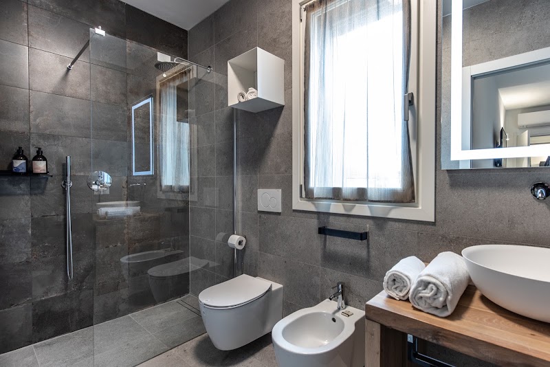 SEI Garda Apartments - SEI Garda Apartments Via Monte Baldo, 17b, 37019 Peschiera del Garda VR, Italy