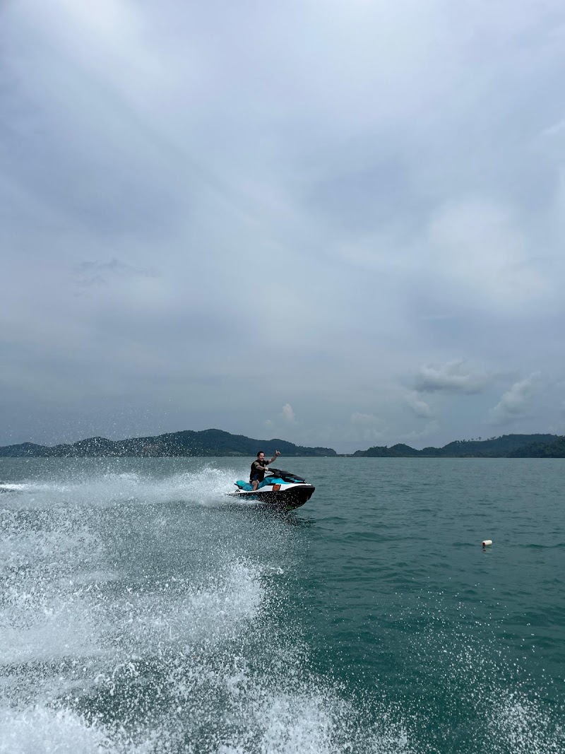DH Watersports & Resources - DH Watersports & Resources, Jalan Pantai Cenang, 07000 Langkawi, Kedah, Malaysia