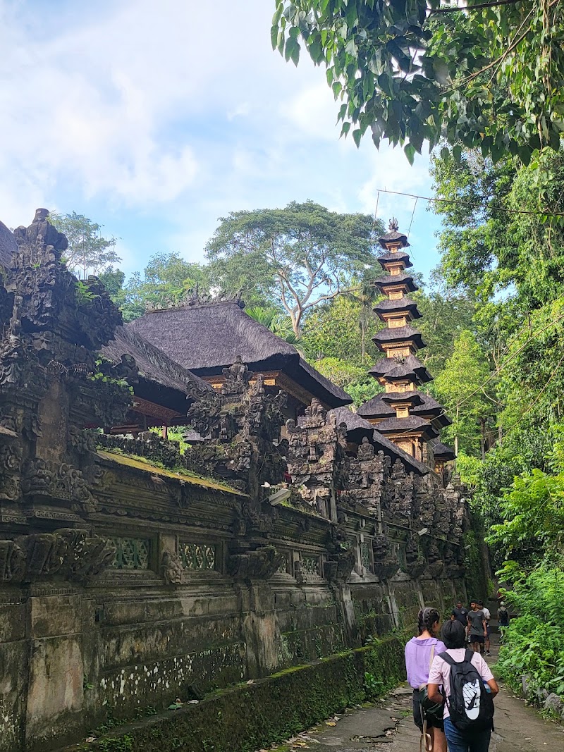 Campuhan Ridge Walk Temple House - Campuhan Ridge Walk Temple House G744+59H, Jl. Bangkiang Sidem, Keliki, Kec. Tegallalang, Kabupaten Gianyar, Bali 80571, Indonesia