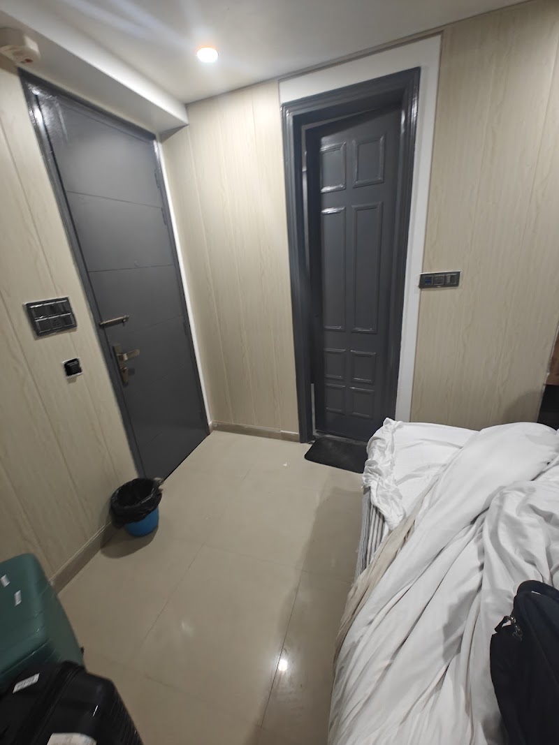 Qotel Hotel Rama Rohini Sector 24 - Qotel Hotel Rama Rohini Sector 24, pkt, 27, Plot no. 10, Pocket 27, Sector 24, Rohini, New Delhi, Delhi, 110085, India