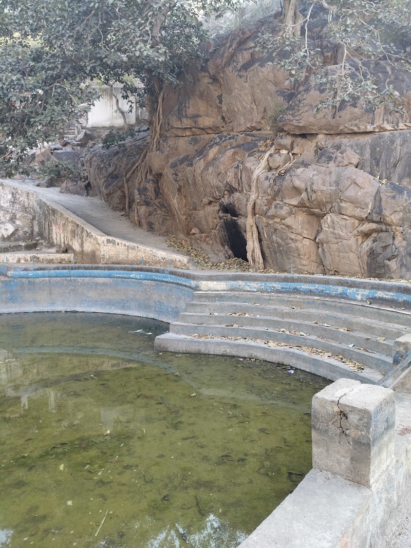 Jharna mandir - Jharna mandir Gothda Mohbtabad, Haryana 121004, India
