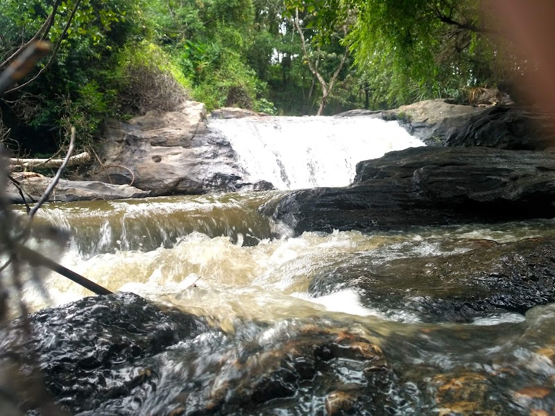 Magajahalli Abbi Falls - Magajahalli Abbi Falls Devaladakere, Karnataka 573165, India