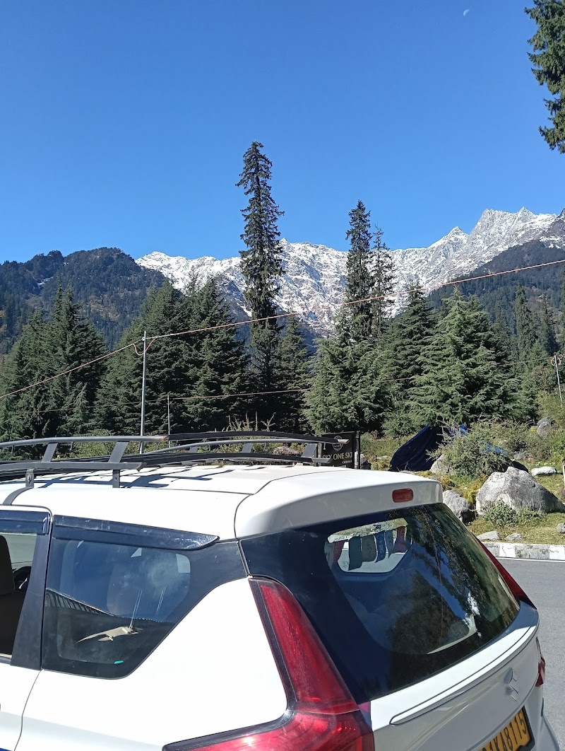 Taxi Manali Zero KM (Tours and Travel's) - Taxi Manali Zero KM (Tours and Travel's), School road, Siyal, Manali, Himachal Pradesh 175131, India