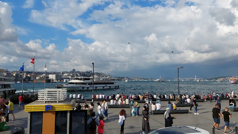 Bursa station - Bursa station, Hobyar, 34112 Fatih/İstanbul, Türkiye
