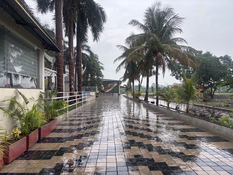 Mm resort and hotel