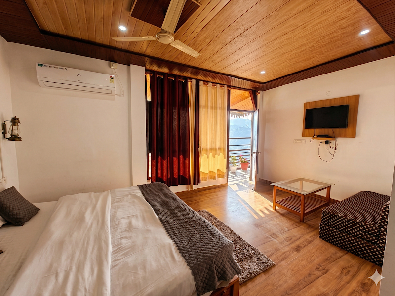 Bhimtal Treat | Luxury Resort & Restaurant - Bhimtal Treat | Luxury Resort & Restaurant Naukuchiatal Rd, near UTDC shop, near do bati, Bhimtal, Uttarakhand 263136, India