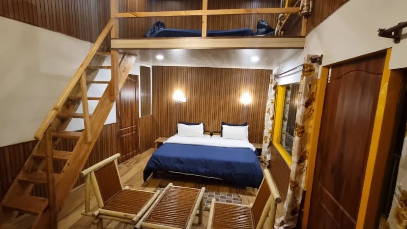 Mcleodganj Bed & Breakfast - Mcleodganj Bed & Breakfast Flourshing Flora, Dharamkot Rd, opposite TIPA Gate, McLeod Ganj, Dharamshala, Himachal Pradesh 176215, India