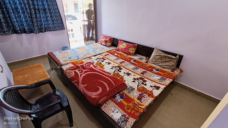 Tripathi Lodge - Tripathi Lodge, Near Ramghat 100 meter, &, kamadgiri parvat 1 km, Kamtanath mandir, 200 meter Busstand, Ram Ghat Rd, Kashavgarh, Chitrakoot, Madhya Pradesh 485334, India