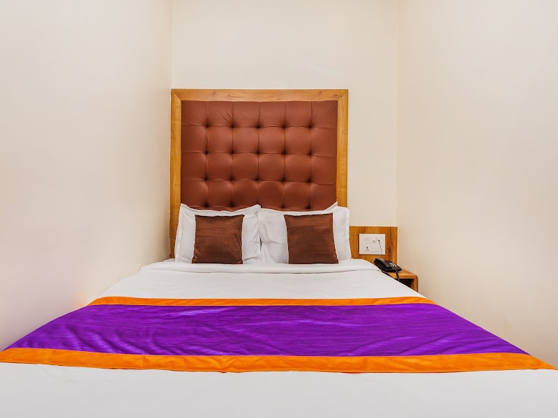 Hotel Era - Stay Near International Airport - Hotel Era - Stay Near International Airport Saibaba Industrial Estate, B1/B, Marol Maroshi Rd, opposite Hotel Leafio Marigold, Gamdevi, Marol, Andheri East, Mumbai, Maharashtra 400059, India