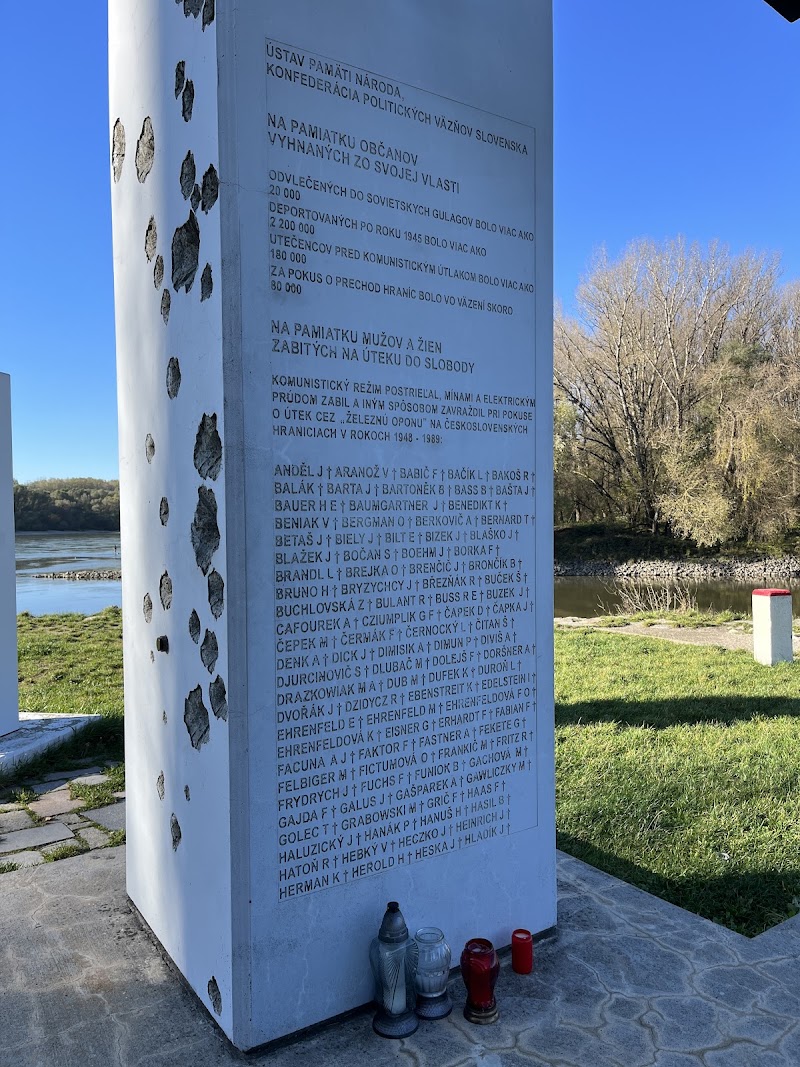 Gate of Freedom Memorial - Gate of Freedom Memorial, 841 10 Bratislava-Devín, Slovakia