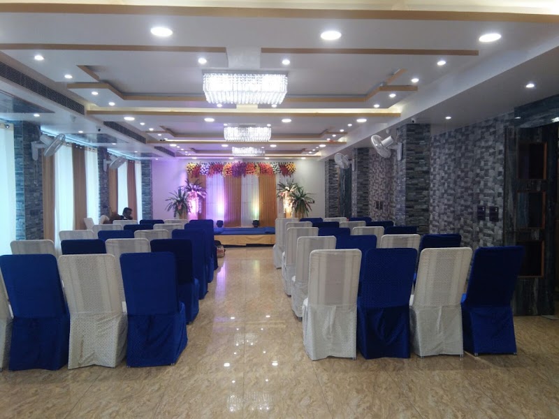 Essence The Veg Hub - Essence The Veg Hub Rambagh, Prayagraj, Uttar Pradesh 211003, India