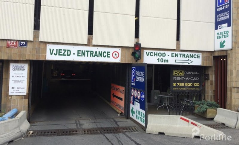 Parking Center - Parking Center, Wilsonova 372/6, 110 00 Praha 1-Vinohrady, Czechia