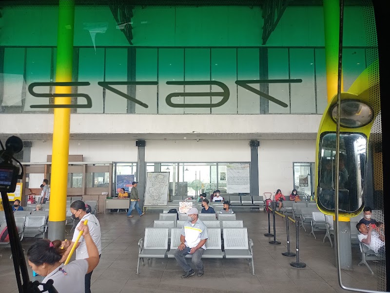 Ceres Bus Terminal - Ceres Bus Terminal, 78X4+V7C, Calindagan Rd, Dumaguete City, Negros Oriental, Philippines