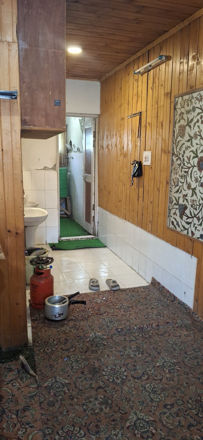 JKTDC 8-bedded Hut - JKTDC 8-bedded Hut 29WM+RC8, Gulmarg, 193403